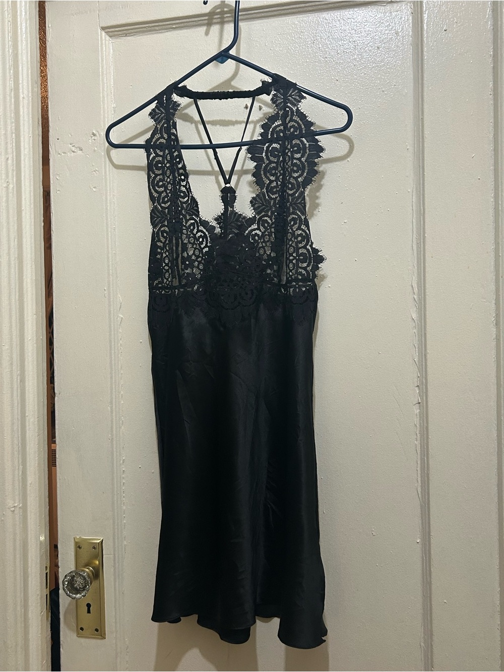 Victoria's Secret Black Lace Chemise Slip with adjustable back straps Sz L